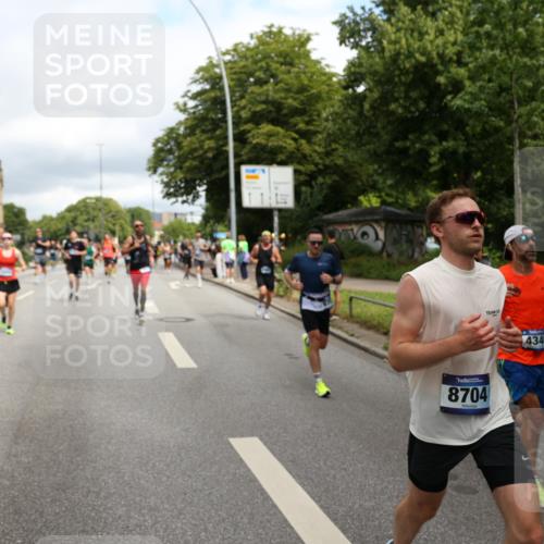 29.06.2025 - hella hamburg halbmarathon Yannick Fuchs http://msf.ph/oto/8202338 29.06.2025 10:44:47 20KM 1119, 1461, 1466, 1507, 1750, 1817, 2207, 2880, 3654, 4077, 4346, 4816, 5018, 5115, 6027, 6662, 6712, 6795, 7052, 7134, 7176, 7397, 7583, 7930, 7932, 8117, 8572, 8704, 8819, 9057, 11214, 11356, 11607, 12016, 12624, 12949, 13008, 13687, 13701, 13875, 14034, 14125, 14257, 14626, 15362, 15395, 15720, 15803, 15950, 16285, 16291, 16716, 17179, 17221, 17384, 18006, 18066, 18370, 18394, 18489, 18811 meine-sportfotos.de