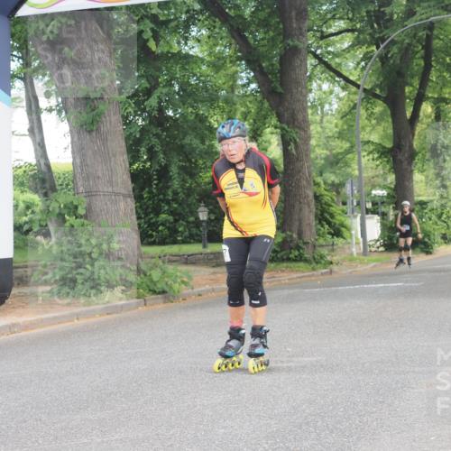 29.06.2025 - hella hamburg halbmarathon KatJ http://msf.ph/oto/8202383 29.06.2025 09:31:20 Zwischen KM18-KM19  meine-sportfotos.de