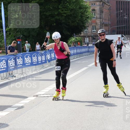 29.06.2025 - hella hamburg halbmarathon Strokosch-Dieckow http://msf.ph/oto/8202387 29.06.2025 09:54:02 Ziel 20045, 20494, 20506 meine-sportfotos.de