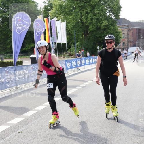 29.06.2025 - hella hamburg halbmarathon Strokosch-Dieckow http://msf.ph/oto/8202466 29.06.2025 09:54:04 Ziel 20045, 20494, 20506 meine-sportfotos.de