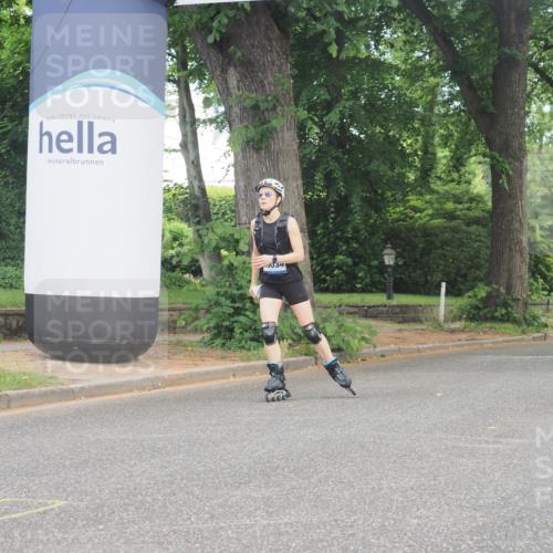 29.06.2025 - hella hamburg halbmarathon KatJ http://msf.ph/oto/8202470 29.06.2025 09:31:25 Zwischen KM18-KM19  meine-sportfotos.de