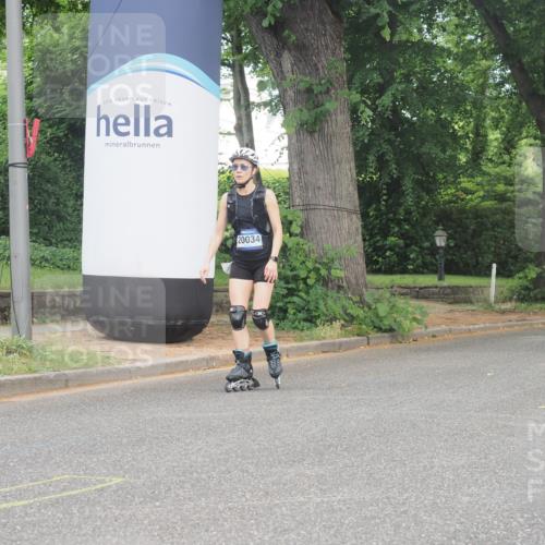 29.06.2025 - hella hamburg halbmarathon KatJ http://msf.ph/oto/8202529 29.06.2025 09:31:25 Zwischen KM18-KM19  meine-sportfotos.de
