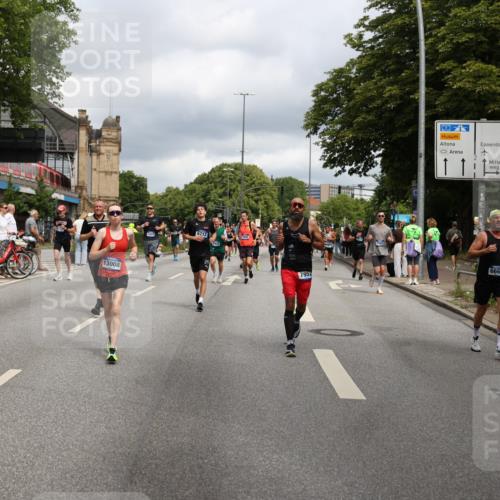 29.06.2025 - hella hamburg halbmarathon Yannick Fuchs http://msf.ph/oto/8202615 29.06.2025 10:44:47 20KM 1119, 1461, 1466, 1507, 1750, 1817, 2207, 2880, 3654, 4077, 4346, 4816, 5018, 5115, 6027, 6662, 6712, 6795, 7052, 7134, 7176, 7397, 7583, 7930, 7932, 8117, 8572, 8704, 8819, 9057, 11214, 11356, 11607, 12016, 12624, 12949, 13008, 13687, 13701, 13875, 14034, 14125, 14257, 14626, 15362, 15395, 15720, 15803, 15950, 16285, 16291, 16716, 17179, 17221, 17384, 18006, 18066, 18370, 18394, 18489, 18811 meine-sportfotos.de
