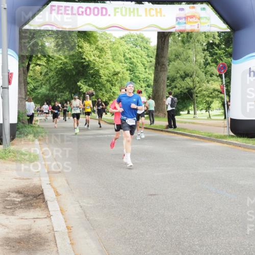 29.06.2025 - hella hamburg halbmarathon MichiJ http://msf.ph/oto/8202655 29.06.2025 10:21:50 Zwischen KM18-KM19 1407, 2746, 3935, 4463, 4679, 8062, 10927, 12899, 13686, 14028, 18562, 18563 meine-sportfotos.de
