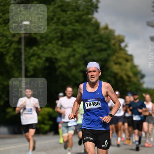 29.06.2025 - hella hamburg halbmarathon Dr. Thomas Lammeyer http://msf.ph/oto/8202690 29.06.2025 09:48:24 Kennedybrücke 1758, 2746, 3043, 3201, 4050, 5070, 5269, 5328, 5746, 6619, 6781, 7272, 8209, 8883, 9137, 9381, 10156, 10171, 10486, 11169, 11413 meine-sportfotos.de