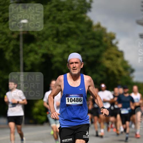 29.06.2025 - hella hamburg halbmarathon Dr. Thomas Lammeyer http://msf.ph/oto/8202748 29.06.2025 09:48:25 Kennedybrücke 1758, 2746, 3043, 3201, 4050, 5070, 5269, 5328, 5746, 6619, 6781, 7272, 8209, 8883, 9137, 9381, 10156, 10171, 10486, 11169, 11413 meine-sportfotos.de
