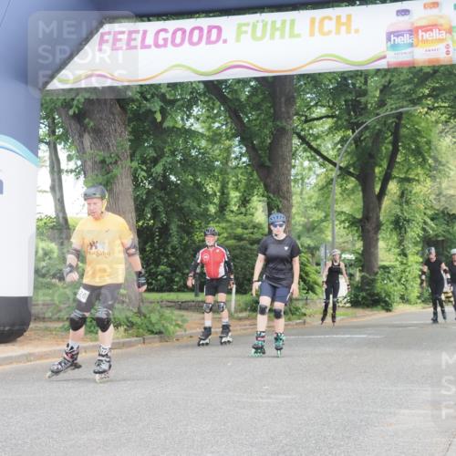 29.06.2025 - hella hamburg halbmarathon KatJ http://msf.ph/oto/8202758 29.06.2025 09:31:29 Zwischen KM18-KM19  meine-sportfotos.de