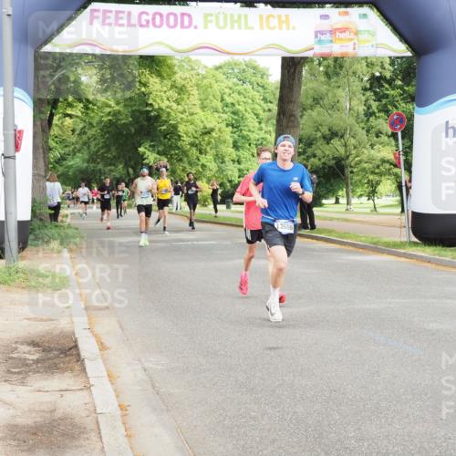 29.06.2025 - hella hamburg halbmarathon MichiJ http://msf.ph/oto/8202775 29.06.2025 10:21:51 Zwischen KM18-KM19 1407, 2746, 4463, 4679, 8062, 10927, 11150, 12899, 13686, 14028, 18562, 18563 meine-sportfotos.de