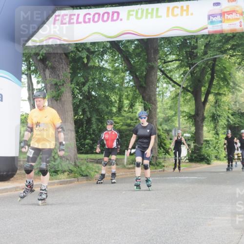 29.06.2025 - hella hamburg halbmarathon KatJ http://msf.ph/oto/8202781 29.06.2025 09:31:29 Zwischen KM18-KM19  meine-sportfotos.de