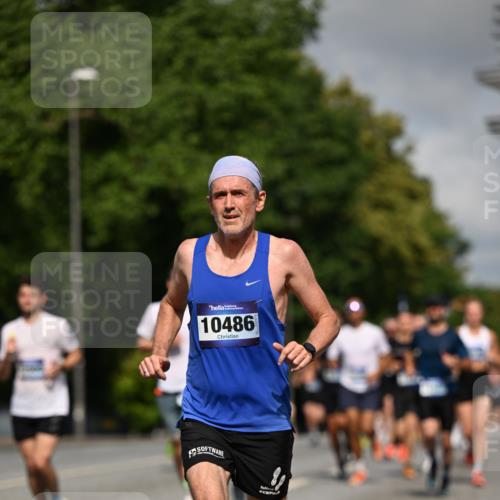 29.06.2025 - hella hamburg halbmarathon Dr. Thomas Lammeyer http://msf.ph/oto/8202786 29.06.2025 09:48:25 Kennedybrücke 1758, 2746, 3043, 3201, 4050, 5070, 5269, 5328, 5746, 6619, 6781, 7272, 8209, 8883, 9137, 9381, 10156, 10171, 10486, 11169, 11413 meine-sportfotos.de