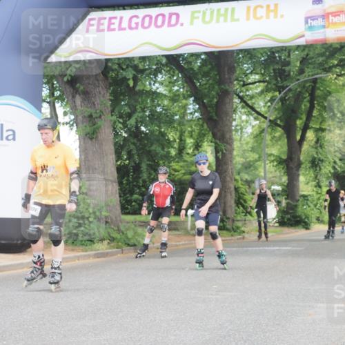 29.06.2025 - hella hamburg halbmarathon KatJ http://msf.ph/oto/8202809 29.06.2025 09:31:29 Zwischen KM18-KM19  meine-sportfotos.de