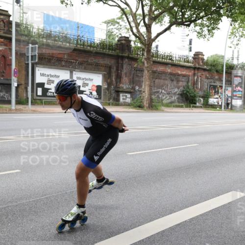 29.06.2025 - hella hamburg halbmarathon Yannick Fuchs http://msf.ph/oto/8202814 29.06.2025 09:14:54 20KM 3 meine-sportfotos.de