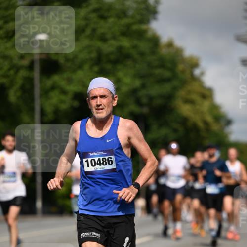 29.06.2025 - hella hamburg halbmarathon Dr. Thomas Lammeyer http://msf.ph/oto/8202820 29.06.2025 09:48:25 Kennedybrücke 1758, 2746, 3043, 3201, 4050, 5070, 5269, 5328, 5746, 6619, 6781, 7272, 8209, 8883, 9137, 9381, 10156, 10171, 10486, 11169, 11413 meine-sportfotos.de
