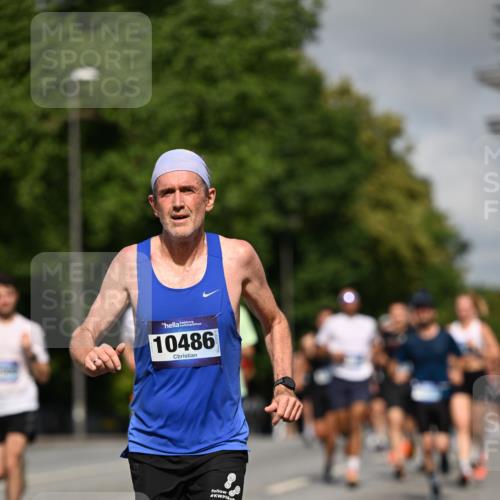 29.06.2025 - hella hamburg halbmarathon Dr. Thomas Lammeyer http://msf.ph/oto/8202855 29.06.2025 09:48:25 Kennedybrücke 1758, 2746, 3043, 3201, 4050, 5070, 5269, 5328, 5746, 6619, 6781, 7272, 8209, 8883, 9137, 9381, 10156, 10171, 10486, 11169, 11413 meine-sportfotos.de