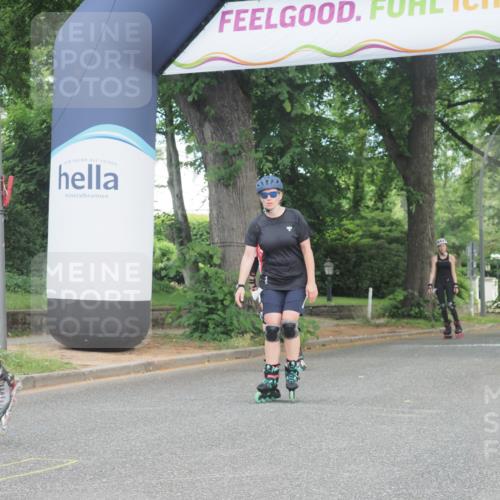 29.06.2025 - hella hamburg halbmarathon KatJ http://msf.ph/oto/8202856 29.06.2025 09:31:30 Zwischen KM18-KM19  meine-sportfotos.de