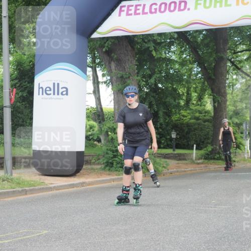 29.06.2025 - hella hamburg halbmarathon KatJ http://msf.ph/oto/8202878 29.06.2025 09:31:30 Zwischen KM18-KM19  meine-sportfotos.de