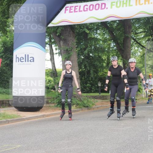 29.06.2025 - hella hamburg halbmarathon KatJ http://msf.ph/oto/8202981 29.06.2025 09:31:32 Zwischen KM18-KM19  meine-sportfotos.de