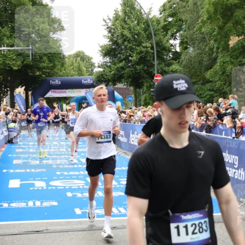 29.06.2025 - hella hamburg halbmarathon Zöllner http://msf.ph/oto/8203065 29.06.2025 10:47:56 Ziel 1604, 1613, 5022, 6836, 8564, 11961, 14383, 14730, 15333, 17451, 18356, 18836 meine-sportfotos.de