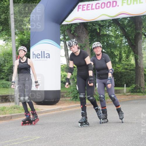 29.06.2025 - hella hamburg halbmarathon KatJ http://msf.ph/oto/8203097 29.06.2025 09:31:33 Zwischen KM18-KM19  meine-sportfotos.de