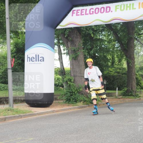 29.06.2025 - hella hamburg halbmarathon KatJ http://msf.ph/oto/8203218 29.06.2025 09:31:35 Zwischen KM18-KM19  meine-sportfotos.de