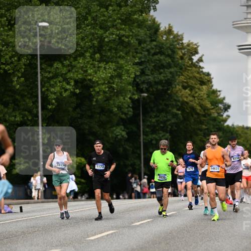 29.06.2025 - hella hamburg halbmarathon Dr. Thomas Lammeyer http://msf.ph/oto/8203420 29.06.2025 10:11:53 Kennedybrücke 1079, 1173, 1893, 1993, 2032, 2136, 3328, 3922, 3929, 5242, 5899, 6196, 6518, 6707, 6713, 6715, 7019, 7476, 7760, 9338, 9967 meine-sportfotos.de