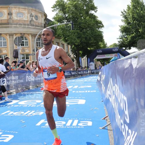 29.06.2025 - hella hamburg halbmarathon Strokosch-Dieckow http://msf.ph/oto/8203458 29.06.2025 10:03:05 Ziel 9, 16, 23 meine-sportfotos.de