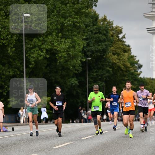 29.06.2025 - hella hamburg halbmarathon Dr. Thomas Lammeyer http://msf.ph/oto/8203555 29.06.2025 10:11:53 Kennedybrücke 1079, 1173, 1893, 1993, 2032, 2136, 3328, 3922, 3929, 5242, 5899, 6196, 6518, 6707, 6713, 6715, 7019, 7476, 7760, 9338, 9967 meine-sportfotos.de