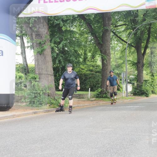 29.06.2025 - hella hamburg halbmarathon KatJ http://msf.ph/oto/8203713 29.06.2025 09:31:49 Zwischen KM18-KM19  meine-sportfotos.de