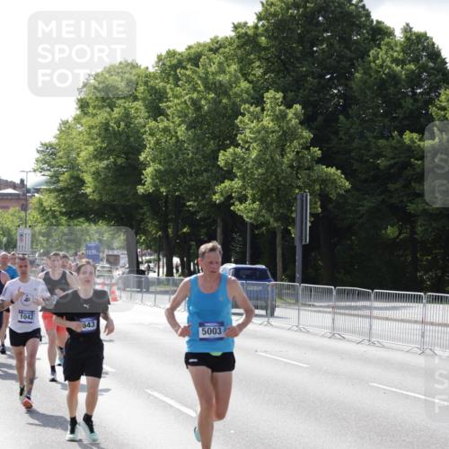 29.06.2025 - hella hamburg halbmarathon Jannik Wohlers http://msf.ph/oto/8203765 29.06.2025 09:48:23 Lombardsbrücke 1042, 2262, 2399, 3480, 3547, 4062, 4359, 4381, 5003, 5124, 5307, 6993, 7152, 7154, 8121, 8571, 9643, 10190, 10738, 12044, 13137, 13372, 13940, 14820, 15161, 15303, 15382, 15744, 16201, 17078, 18004, 18259, 18384 meine-sportfotos.de