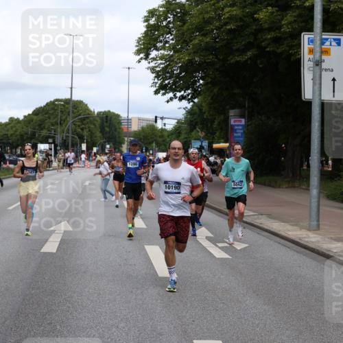 29.06.2025 - hella hamburg halbmarathon Yannick Fuchs http://msf.ph/oto/8203841 29.06.2025 10:32:11 20KM 1290, 1505, 2196, 2404, 3790, 5042, 5791, 5923, 6047, 6458, 9017, 9914, 9944, 10190, 10451, 10922, 11106, 11423, 12739, 12900, 13141, 13148, 13372, 15410, 16992, 17137, 18103, 18159, 18193, 18216, 18357, 18986 meine-sportfotos.de