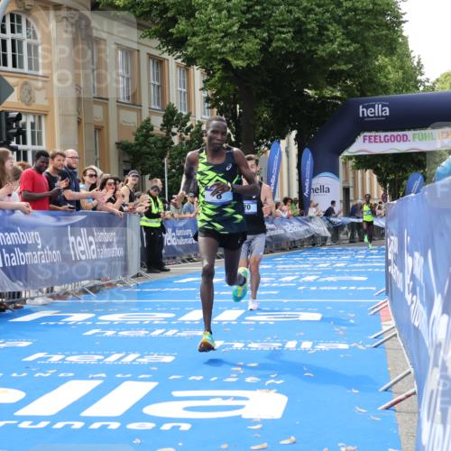 29.06.2025 - hella hamburg halbmarathon Strokosch-Dieckow http://msf.ph/oto/8203847 29.06.2025 10:04:24 Ziel 8, 20, 58, 59 meine-sportfotos.de