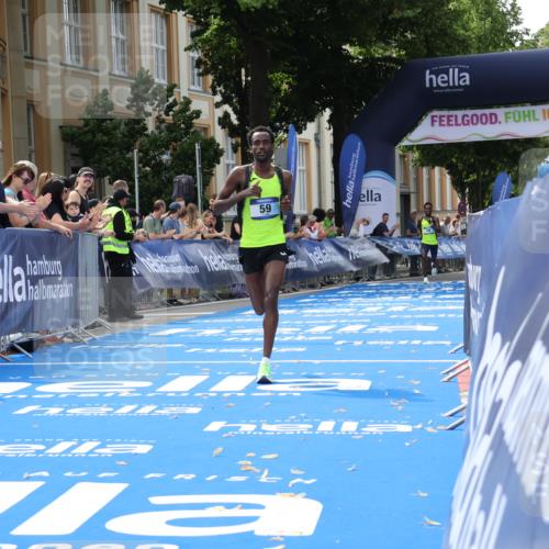 29.06.2025 - hella hamburg halbmarathon Strokosch-Dieckow http://msf.ph/oto/8203942 29.06.2025 10:04:29 Ziel 58, 59 meine-sportfotos.de