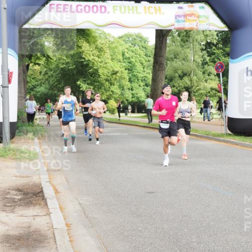 29.06.2025 - hella hamburg halbmarathon MichiJ http://msf.ph/oto/8204011 29.06.2025 10:22:08 Zwischen KM18-KM19 4749, 13199, 13961, 14289, 15887, 17056 meine-sportfotos.de