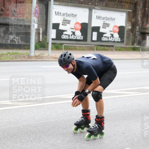 29.06.2025 - hella hamburg halbmarathon Yannick Fuchs http://msf.ph/oto/8204030 29.06.2025 09:16:06 20KM  meine-sportfotos.de
