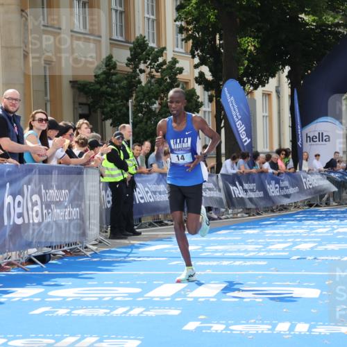 29.06.2025 - hella hamburg halbmarathon Strokosch-Dieckow http://msf.ph/oto/8204413 29.06.2025 10:06:29 Ziel 14 meine-sportfotos.de