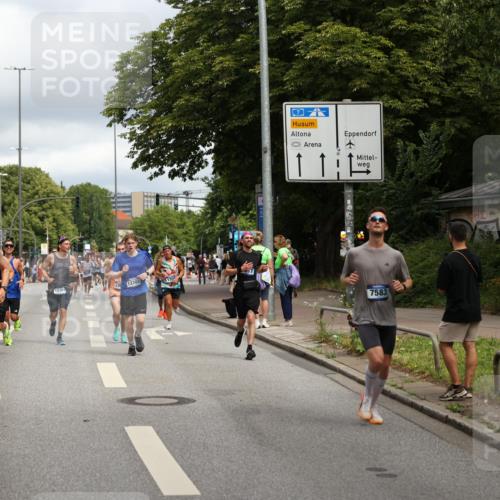 29.06.2025 - hella hamburg halbmarathon Yannick Fuchs http://msf.ph/oto/8204429 29.06.2025 10:44:50 20KM 1461, 1466, 1750, 1817, 2207, 2880, 3654, 4077, 4346, 4816, 5018, 5115, 6027, 6662, 6712, 6795, 7052, 7134, 7397, 7583, 7930, 7932, 8117, 8205, 8572, 8704, 8819, 9057, 11214, 11356, 12016, 12624, 12949, 13008, 13687, 13701, 13808, 13875, 14034, 14125, 14257, 14626, 15362, 15395, 15720, 16285, 16291, 16716, 17129, 17179, 17221, 17384, 18006, 18182, 18370, 18394, 18413, 18489 meine-sportfotos.de