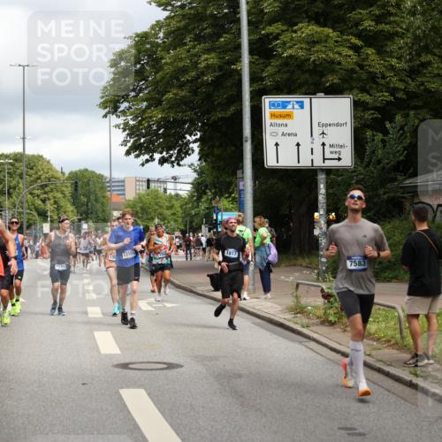 29.06.2025 - hella hamburg halbmarathon Yannick Fuchs http://msf.ph/oto/8204496 29.06.2025 10:44:50 20KM 1461, 1466, 1750, 1817, 2207, 2880, 3654, 4077, 4346, 4816, 5018, 5115, 6027, 6662, 6712, 6795, 7052, 7134, 7397, 7583, 7930, 7932, 8117, 8205, 8572, 8704, 8819, 9057, 11214, 11356, 12016, 12624, 12949, 13008, 13687, 13701, 13808, 13875, 14034, 14125, 14257, 14626, 15362, 15395, 15720, 16285, 16291, 16716, 17129, 17179, 17221, 17384, 18006, 18182, 18370, 18394, 18413, 18489 meine-sportfotos.de