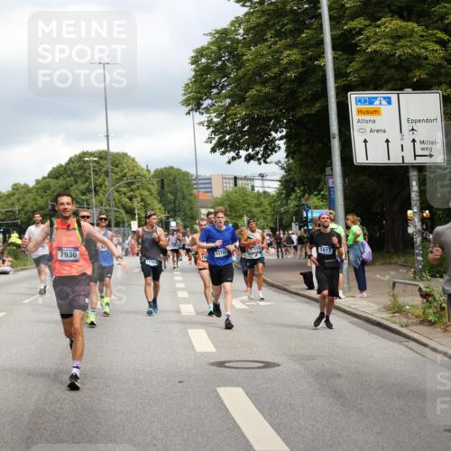 29.06.2025 - hella hamburg halbmarathon Yannick Fuchs http://msf.ph/oto/8204567 29.06.2025 10:44:51 20KM 1461, 1466, 1750, 1817, 2207, 2880, 3654, 4077, 4346, 4816, 5018, 5115, 6027, 6662, 6712, 6795, 7052, 7134, 7397, 7583, 7930, 7932, 8117, 8205, 8572, 8704, 8819, 9057, 11214, 11356, 12016, 12949, 13008, 13687, 13701, 13808, 13875, 14034, 14125, 14626, 15362, 15395, 15720, 16285, 16291, 17129, 17179, 17221, 17384, 18006, 18182, 18394, 18413, 18489 meine-sportfotos.de