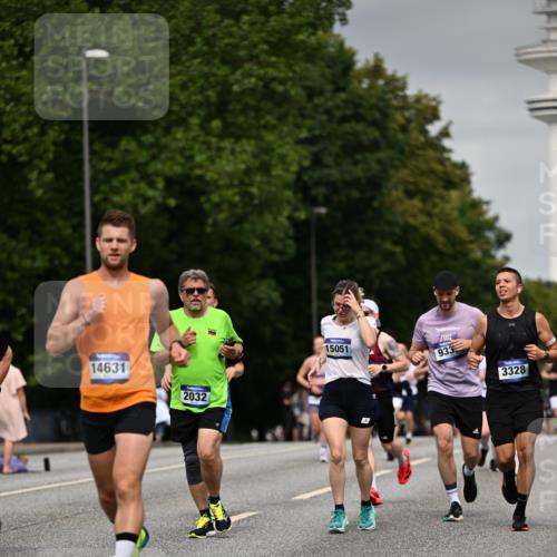 29.06.2025 - hella hamburg halbmarathon Dr. Thomas Lammeyer http://msf.ph/oto/8204608 29.06.2025 10:11:57 Kennedybrücke 1079, 1173, 1427, 1893, 2032, 2136, 3328, 3922, 3929, 4228, 5899, 6196, 7019, 7476, 7760, 9338, 9967 meine-sportfotos.de