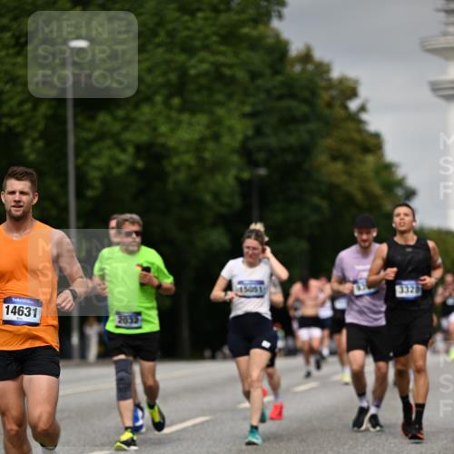 29.06.2025 - hella hamburg halbmarathon Dr. Thomas Lammeyer http://msf.ph/oto/8204674 29.06.2025 10:11:58 Kennedybrücke 1079, 1173, 1427, 1893, 2032, 2136, 3328, 3922, 3929, 4228, 5899, 6196, 7019, 7476, 7760, 9338 meine-sportfotos.de