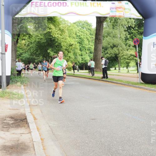 29.06.2025 - hella hamburg halbmarathon MichiJ http://msf.ph/oto/8204684 29.06.2025 10:22:15 Zwischen KM18-KM19 4749, 7723, 11929, 12595, 14289, 14784, 15887, 17117, 17175 meine-sportfotos.de