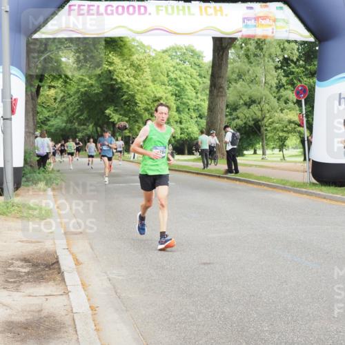 29.06.2025 - hella hamburg halbmarathon MichiJ http://msf.ph/oto/8204734 29.06.2025 10:22:15 Zwischen KM18-KM19 4749, 7723, 11929, 12595, 14289, 14784, 15887, 17117, 17175 meine-sportfotos.de