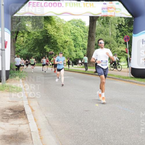29.06.2025 - hella hamburg halbmarathon MichiJ http://msf.ph/oto/8204939 29.06.2025 10:22:17 Zwischen KM18-KM19 7723, 11929, 12595, 14784, 17117, 17175 meine-sportfotos.de