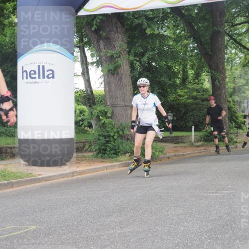 29.06.2025 - hella hamburg halbmarathon KatJ http://msf.ph/oto/8204981 29.06.2025 09:32:02 Zwischen KM18-KM19  meine-sportfotos.de