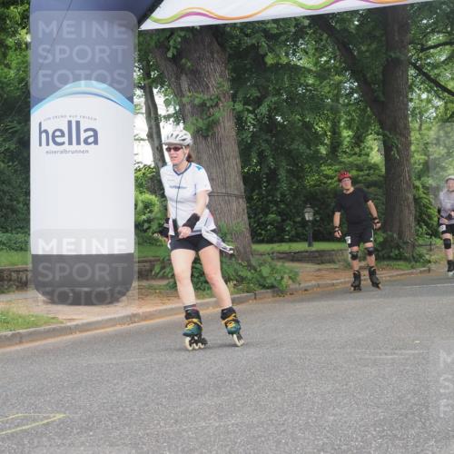 29.06.2025 - hella hamburg halbmarathon KatJ http://msf.ph/oto/8205068 29.06.2025 09:32:03 Zwischen KM18-KM19  meine-sportfotos.de