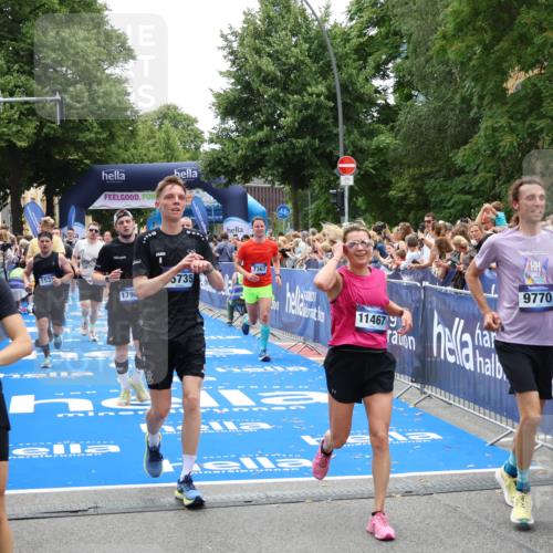 29.06.2025 - hella hamburg halbmarathon Zöllner http://msf.ph/oto/8205190 29.06.2025 10:48:27 Ziel 1537, 3747, 5129, 5362, 5528, 6081, 6923, 7367, 8216, 9262, 9770, 11451, 11467, 12549, 12840, 14990, 15735, 17745, 17855, 17982, 18790, 18923 meine-sportfotos.de