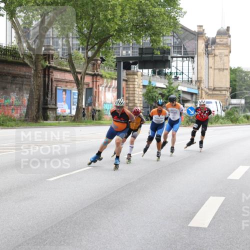 29.06.2025 - hella hamburg halbmarathon Yannick Fuchs http://msf.ph/oto/8205279 29.06.2025 09:16:53 20KM  meine-sportfotos.de