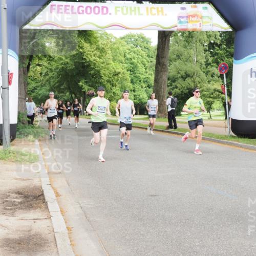 29.06.2025 - hella hamburg halbmarathon MichiJ http://msf.ph/oto/8205430 29.06.2025 10:22:22 Zwischen KM18-KM19 12595, 14466, 14784, 16881, 18854 meine-sportfotos.de