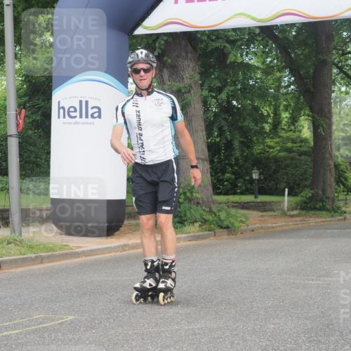 29.06.2025 - hella hamburg halbmarathon KatJ http://msf.ph/oto/8205712 29.06.2025 09:32:09 Zwischen KM18-KM19  meine-sportfotos.de