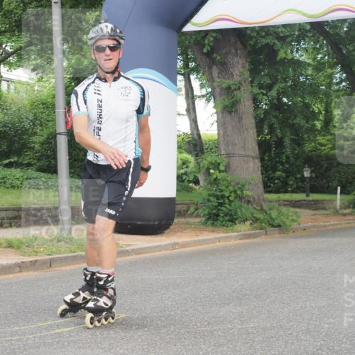 29.06.2025 - hella hamburg halbmarathon KatJ http://msf.ph/oto/8205795 29.06.2025 09:32:09 Zwischen KM18-KM19  meine-sportfotos.de